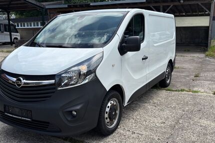 Opel Vivaro 91.740 km 10.990 &euro; Paderborn 33104