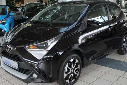 Toyota Aygo 16.800 km 11.890 &euro; Paderborn-Elsen 33104