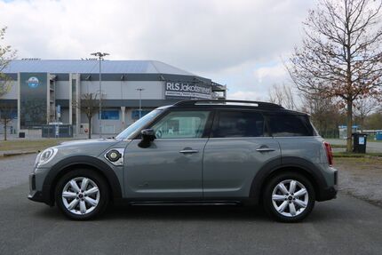 Mini Countryman SE (Cooper) 65.200 km 22.950 &euro; Paderborn 33102
