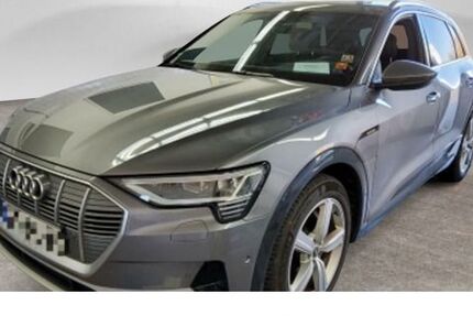 Audi e-tron 113.586 km 35.690 &euro; Detmold 32756