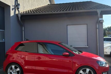 VW Polo 151.000 km 5.900 &euro; Paderborn 33102