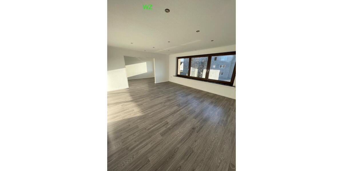 Etagenwohnung Bad Wünnenberg - 4.5 Zimmer, 136 m&sup2;, 1.100&euro; | Angebot:26374090