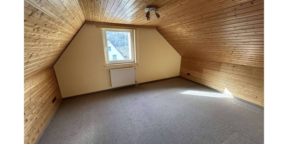Einfamilienhaus Marsberg Niedermarsberg - 5 Zimmer, 137 m&sup2;, 260.000&euro; | Angebot:25928324