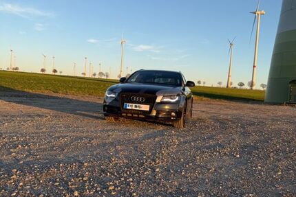Audi A4 412.809 km 5.850 &euro; Paderborn 33100