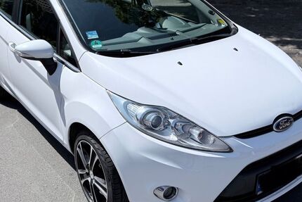 Ford Fiesta 148.294 km 4.999 &euro; Geseke 59590