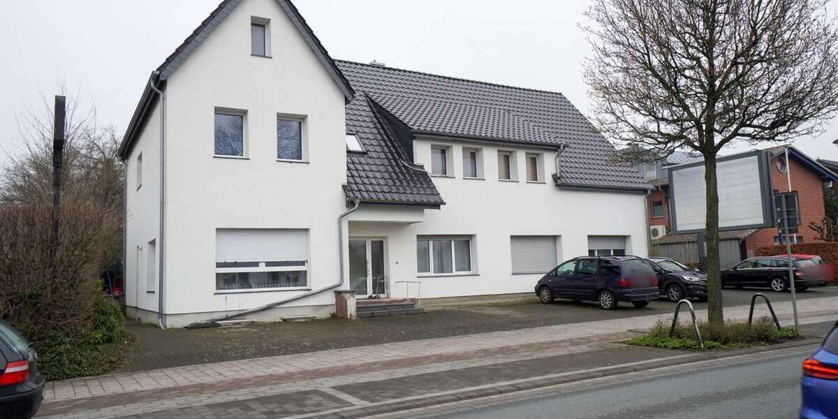 Einfamilienhaus Salzkotten - 19 Zimmer, 489 m&sup2;, 799.000&euro; | Angebot:27081574