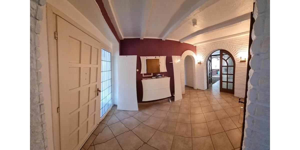 Erdgeschoßwohnung Schloß Holte-Stukenbrock Stukenbrock - 3 Zimmer, 149 m&sup2;, 1.050&euro; | Angebot:26402861