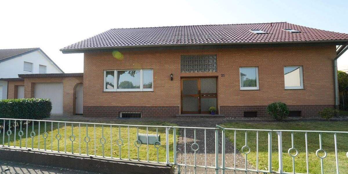 Mehrfamilienhaus, Wohnhaus Paderborn / Sennelager Sennelager - 8 Zimmer, 159 m&sup2;, 449.000&euro; | Angebot:25708783