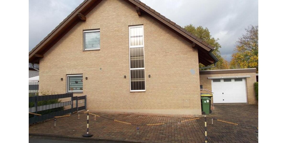 Massivhaus EFH Bj1997 Keller Garage PV-Anlage B.-Speicher Wallbox 5 zimmer