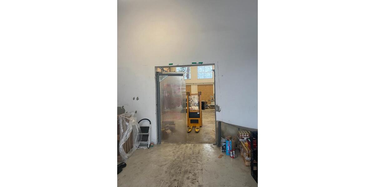 Lager Produktionshalle 247 m2 in 33104 Pb zu vermieten zimmer