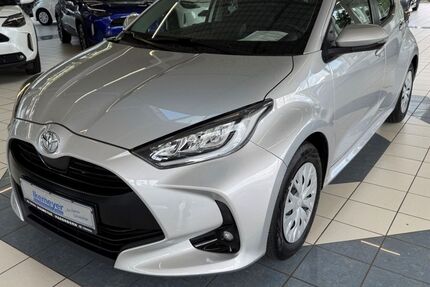 Toyota Yaris 53.130 km 15.890 &euro; Paderborn 33104