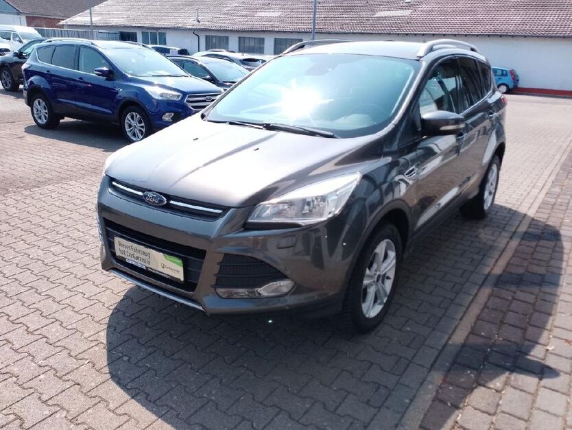 Ford Kuga 122.421 km 12.795 € Rheda-Wiedenbrück 33378