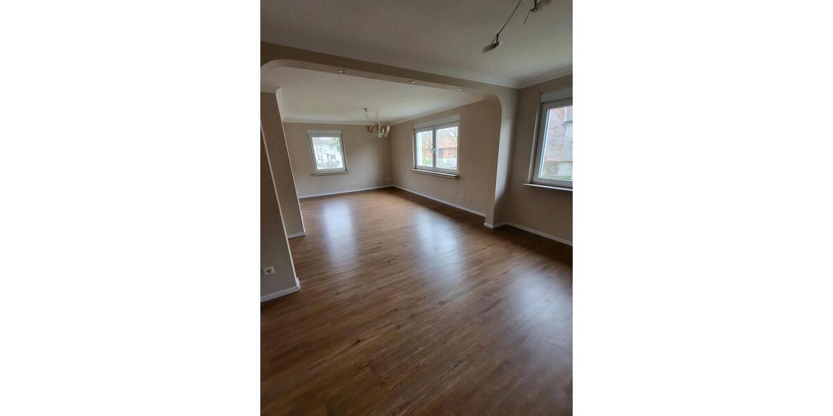 Einfamilienhaus Willebadessen - 6 Zimmer, 120 m&sup2;, 149.000&euro; | Angebot:25589860