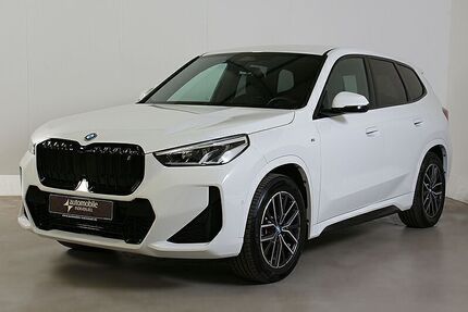BMW iX1 17.990 km 49.639 &euro; Paderborn 33100