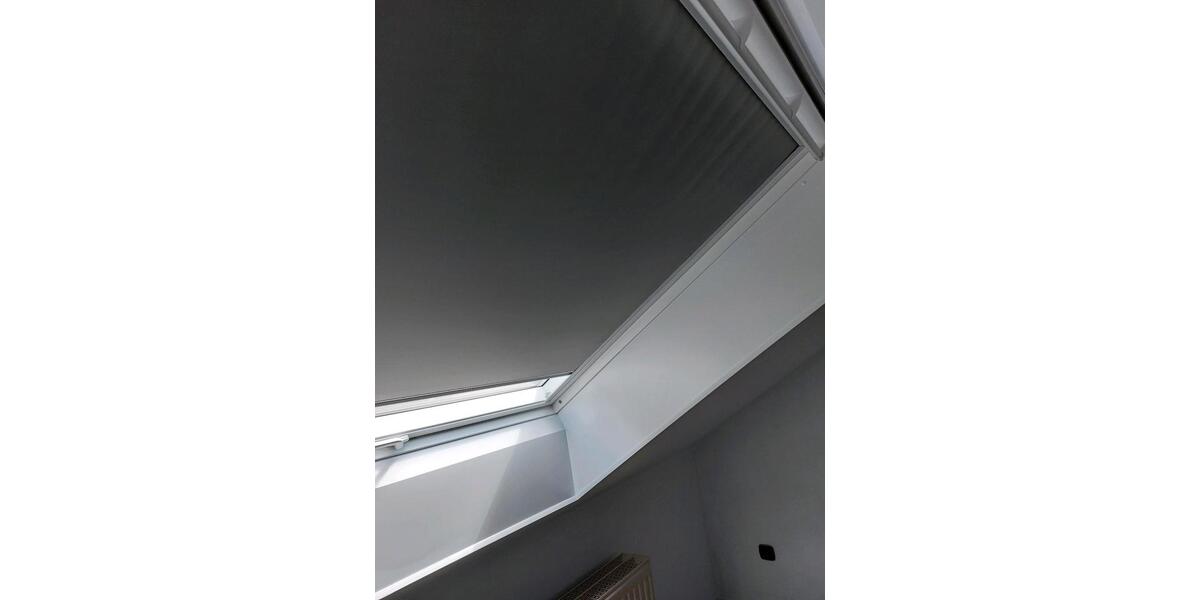 Wohnung DG 85qm (KM 680 € Warmmiete inkl. Strom ca.1080 €) 3 zimmer