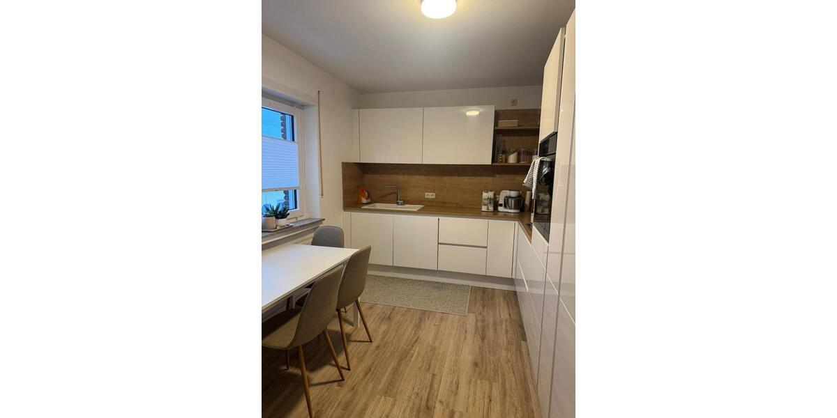 Schöne 3-Zimmer-Wohnung mit Balkon ab 01.05.2026 zu vermieten 3 zimmer