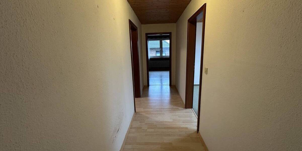 Einfamilienhaus Steinheim - 6 Zimmer, 262 m&sup2;, 315.000&euro; | Angebot:26379441