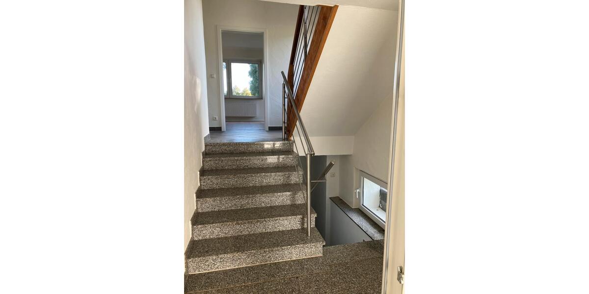 Einfamilienhaus Salzkotten - 4 Zimmer, 110 m&sup2;, 1.320&euro; | Angebot:27615019