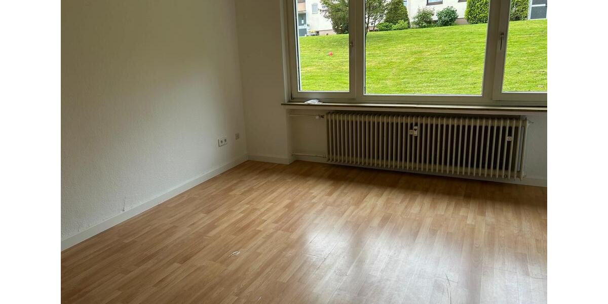 Erdgeschoßwohnung Detmold - 3 Zimmer, 73 m&sup2;, 650&euro; | Angebot:26638428