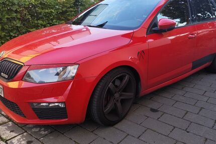 Skoda Octavia 242.500 km 5.499 &euro; Paderborn 33104