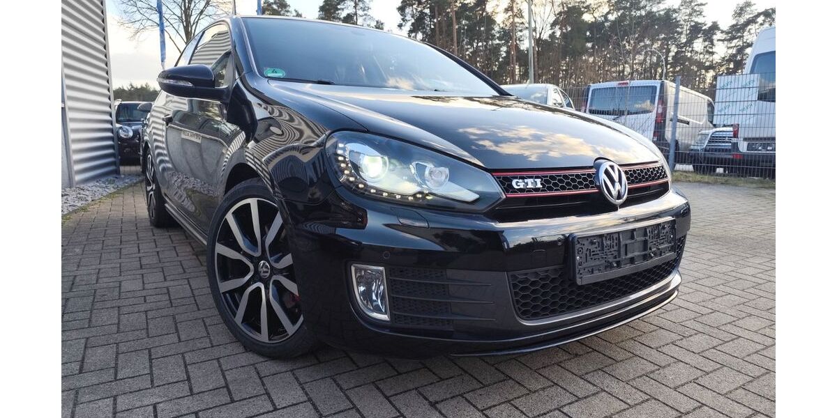 VW Golf 81.348 km 11.450 &euro; Schlangen 33189