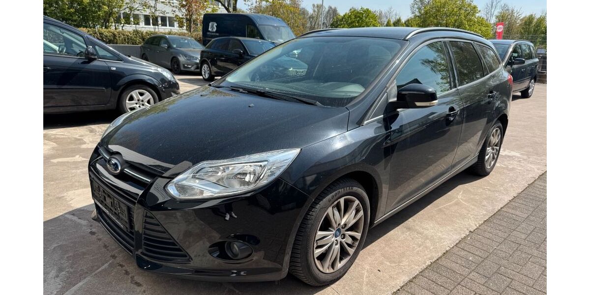 Ford Focus 202.000 km 1.850 &euro; Detmold 32758
