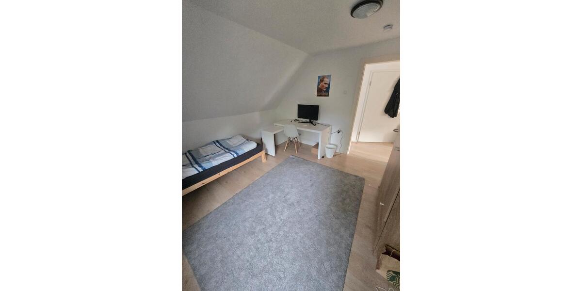 Dachgeschoßwohnung Paderborn Univiertel - 2.5 Zimmer, 60 m&sup2;, 660&euro; | Angebot:26688494