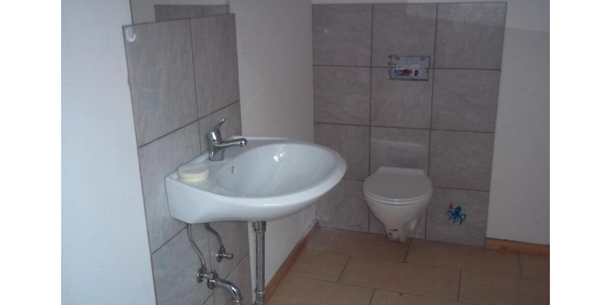 Einfamilienhaus Willebadessen - 11 Zimmer, 200 m&sup2;, 129.000&euro; | Angebot:26214367