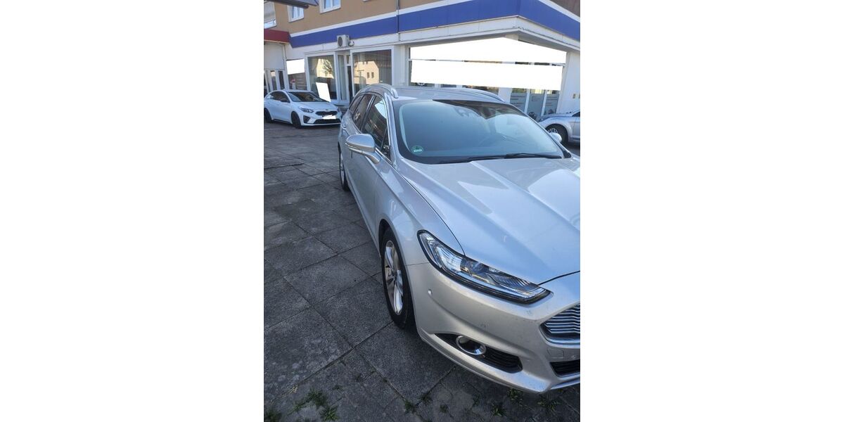 Ford Mondeo 204.000 km 5.499 € Detmold 32758