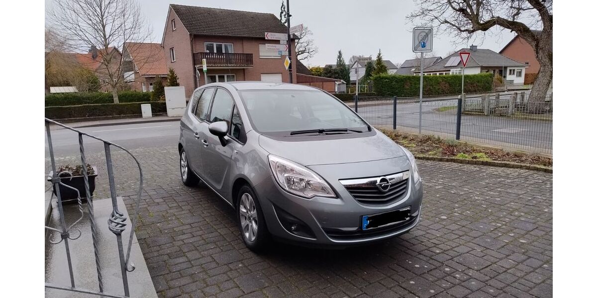 Opel Meriva 29.200 km 6.900 &euro; Salzkotten 33154
