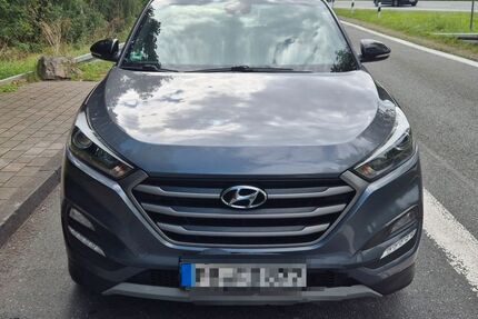 Hyundai TUCSON 90.881 km 13.000 &euro; Borchen 33178