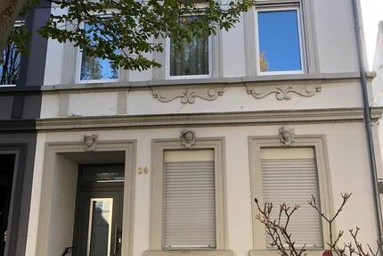 Mehrgenerationenhaus in zentraler Lage mit Garten&Stellplätzen 11 zimmer