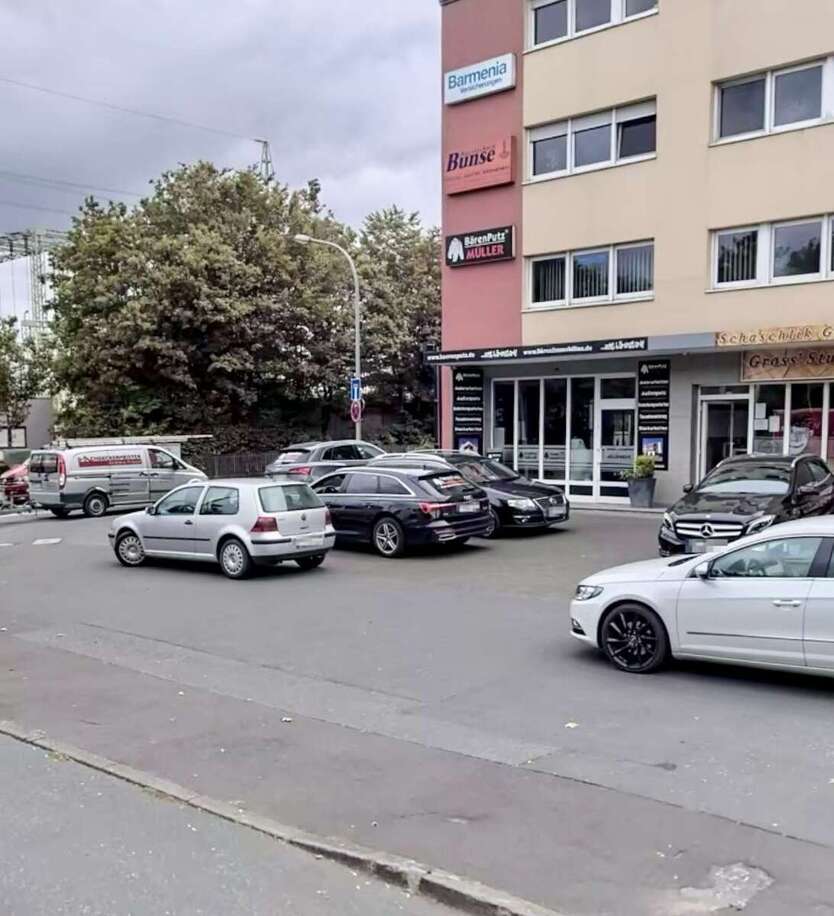 Büro in Paderborn 1.350 € 190 m² zimmer