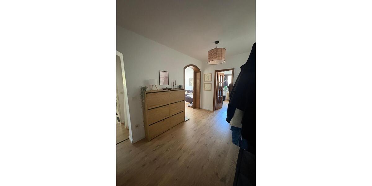 Etagenwohnung Bad Lippspringe - 3 Zimmer, 80 m&sup2;, 600&euro; | Angebot:26414714
