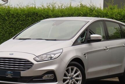 Ford S-Max 124.000 km 16.700 € Bad Lippspringe 33175