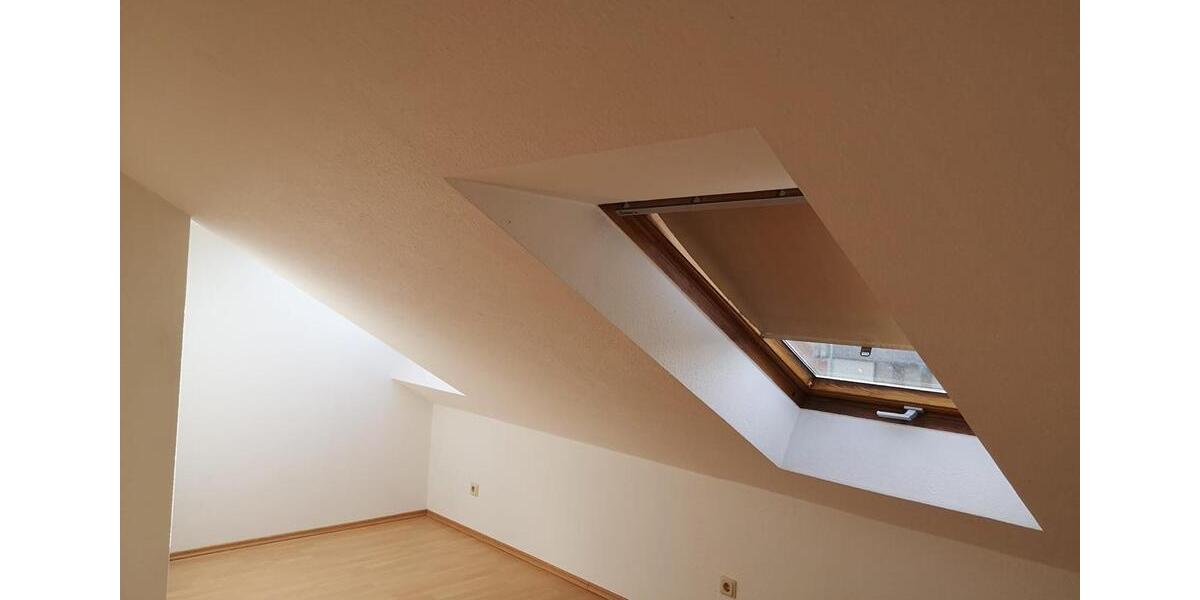 Dachgeschoßwohnung Verl - 2 Zimmer, 80 m&sup2;, 690&euro; | Angebot:26396579