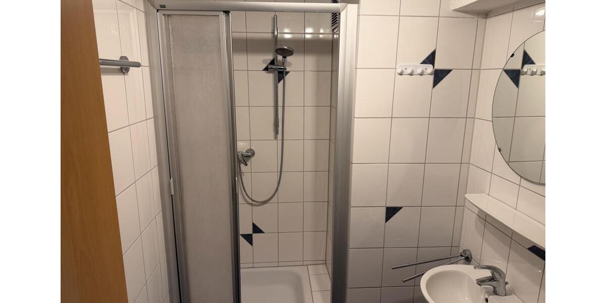 Etagenwohnung Paderborn Elsen - 1 Zimmer, 33 m&sup2;, 300&euro; | Angebot:25613652