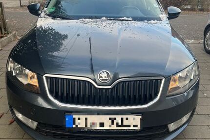 Skoda Octavia 194.000 km 10.000 € Schloss Holte 33758