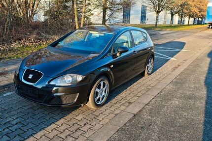 Seat Leon 155.220 km 4.700 &euro; Büren 33142