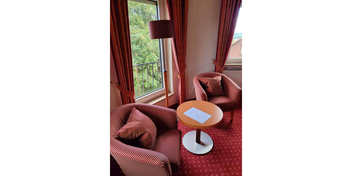 Gewerbeobjekt Nieheim - 1 Zimmer, 650.000&euro; | Angebot:25663409