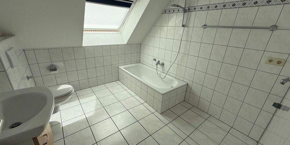 Etagenwohnung Paderborn Kernstadt - 2 Zimmer, 80 m&sup2;, 225.000&euro; | Angebot:25675417