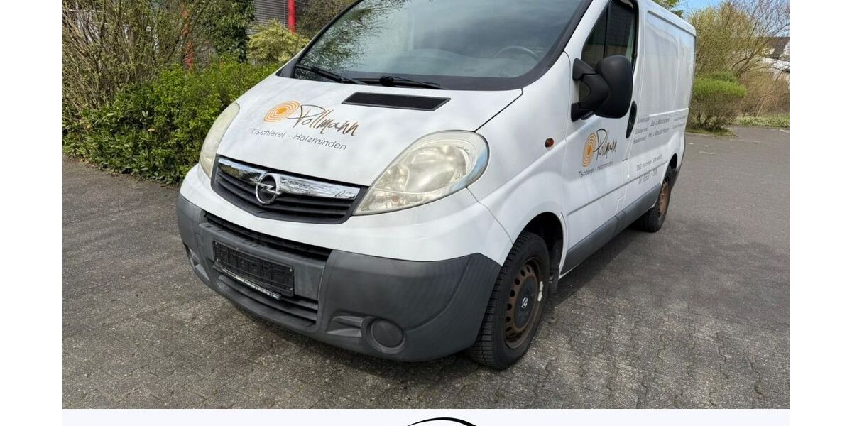 Opel Vivaro 71.000 km 6.599 &euro; Paderborn 33100
