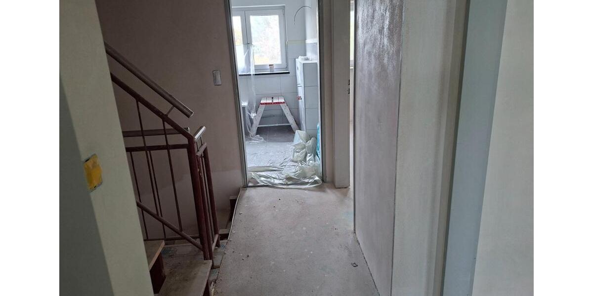 Reihenhaus Büren - 6 Zimmer, 128 m&sup2;, 1.000&euro; | Angebot:27618827