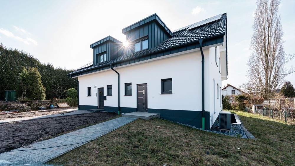 Doppelhaushälfte Detmold / Diestelbruch Oberschönhagen - 7 Zimmer, 170 m&sup2;, 470.000&euro; | Angebot:25780600