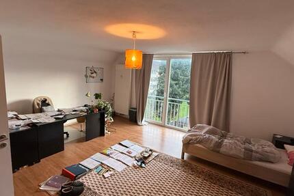 Charmante 3 Zimmer Wohnung zimmer