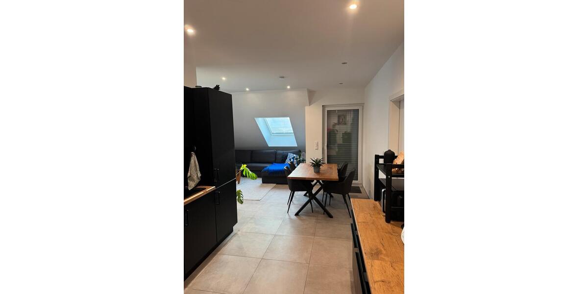 Dachgeschoßwohnung Paderborn Univiertel - 3 Zimmer, 85 m&sup2;, 960&euro; | Angebot:25399977