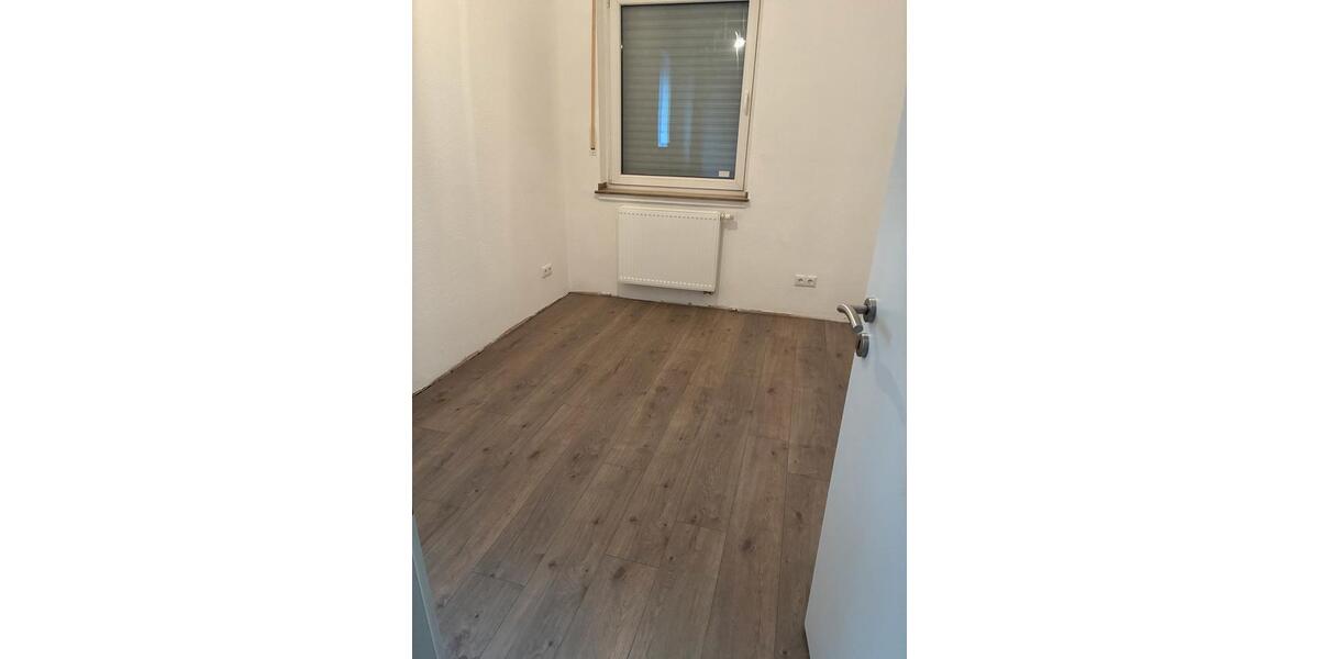 Erdgeschoßwohnung Paderborn - 3.5 Zimmer, 102 m&sup2;, 1.071&euro; | Angebot:26233282