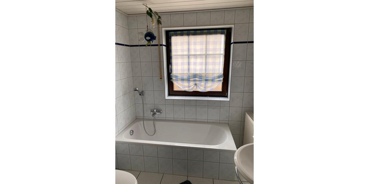Reihenhaus Bad Lippspringe - 5 Zimmer, 100 m&sup2;, 850&euro; | Angebot:26677613
