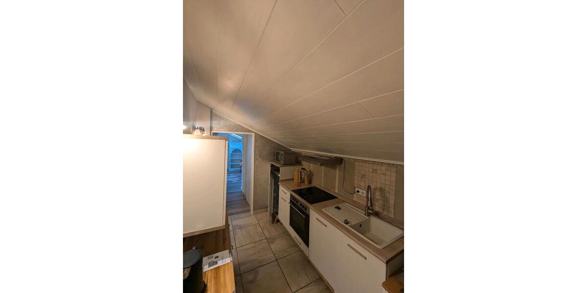 Dachgeschoßwohnung Paderborn Neuenbeken - 1 Zimmer, 45 m&sup2;, 700&euro; | Angebot:24485172