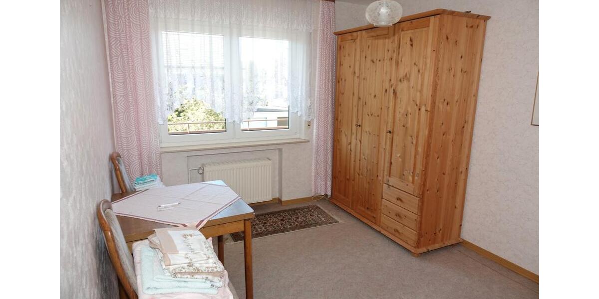 Reihenhaus Horn-Bad Meinberg Bad Meinberg - 6 Zimmer, 120 m&sup2;, 225.000&euro; | Angebot:26670413